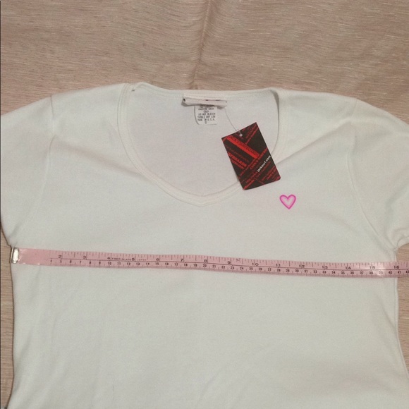 Jackie Surfwear Vneck white Tshirt Sz S - Picture 7 of 8